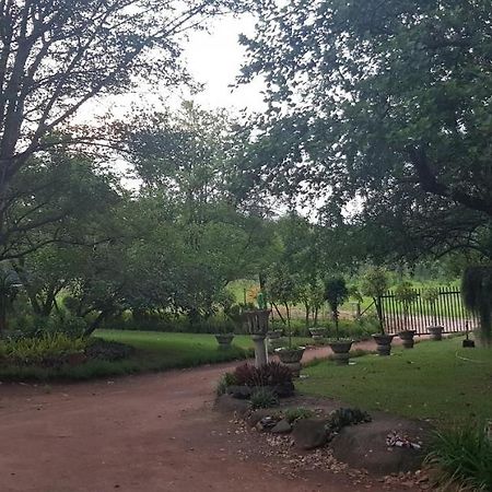 A Farm Stay - Casablanca'S Private Cottage,No Loadshedding! Hazyview Buitenkant foto